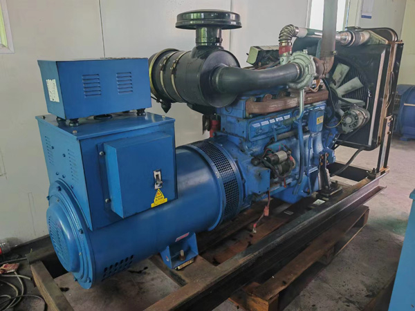 睢县100kW柴油发电机组使用多级机油有哪些优缺点？